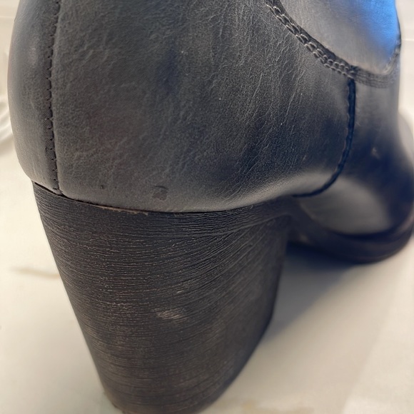 MADDEN GIRL Western Faux Leather Boots 8.5 - Picture 9 of 9
